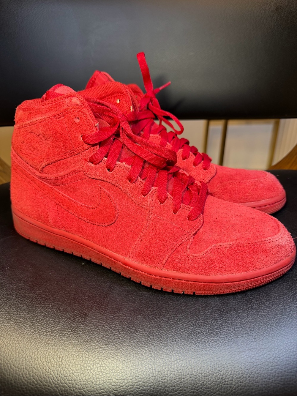 Size 10 Air Jordan 1 Retro High Red Suede Great Condition No Box 332550-603